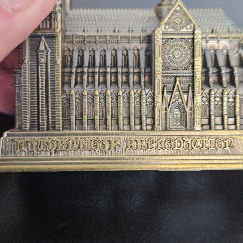Vintage Metal Notre Dame De Paris Church Cathedral Souvenir Tourist - Picture 7 of 13